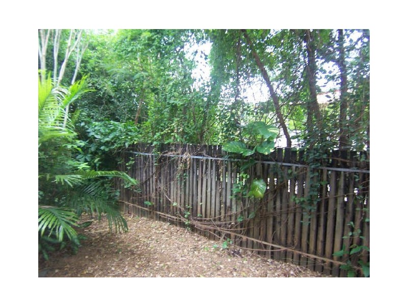 2/9 Cavanagh Street, Woree QLD 4868