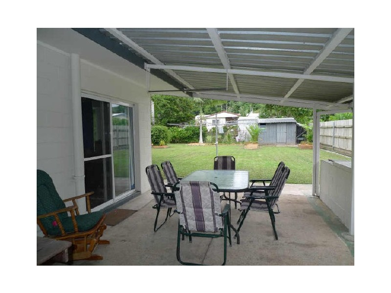 13 Norris Street, Whitfield QLD 4870
