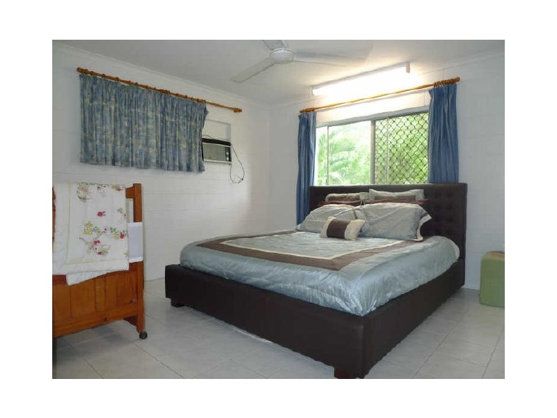 13 Norris Street, Whitfield QLD 4870