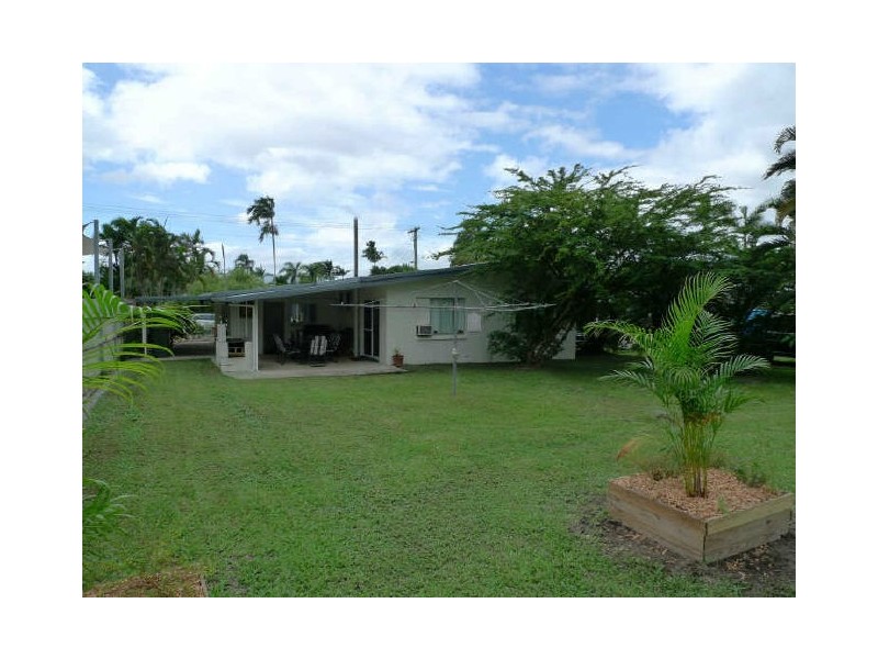 13 Norris Street, Whitfield QLD 4870