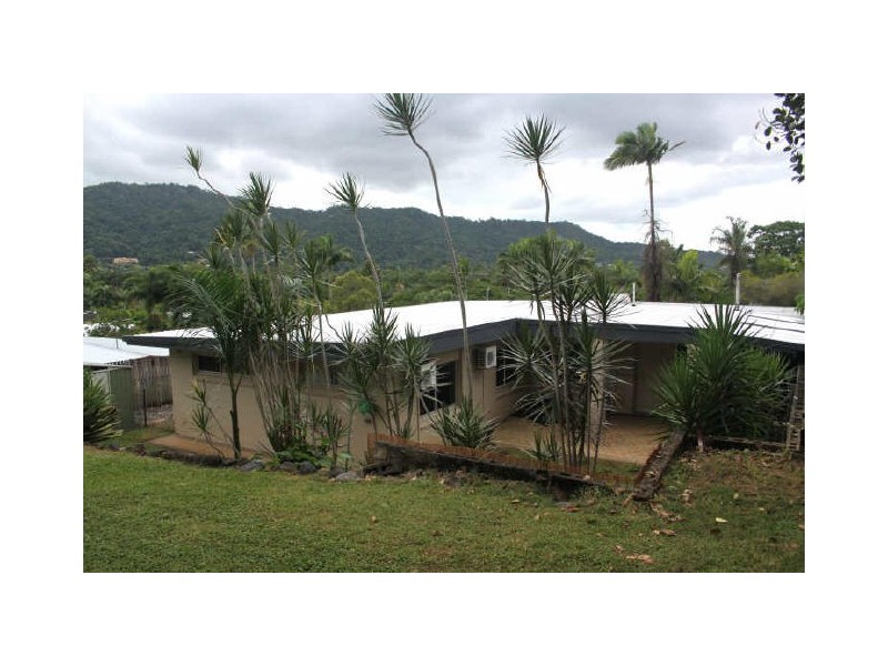 41 Ponticello Street, Whitfield QLD 4870