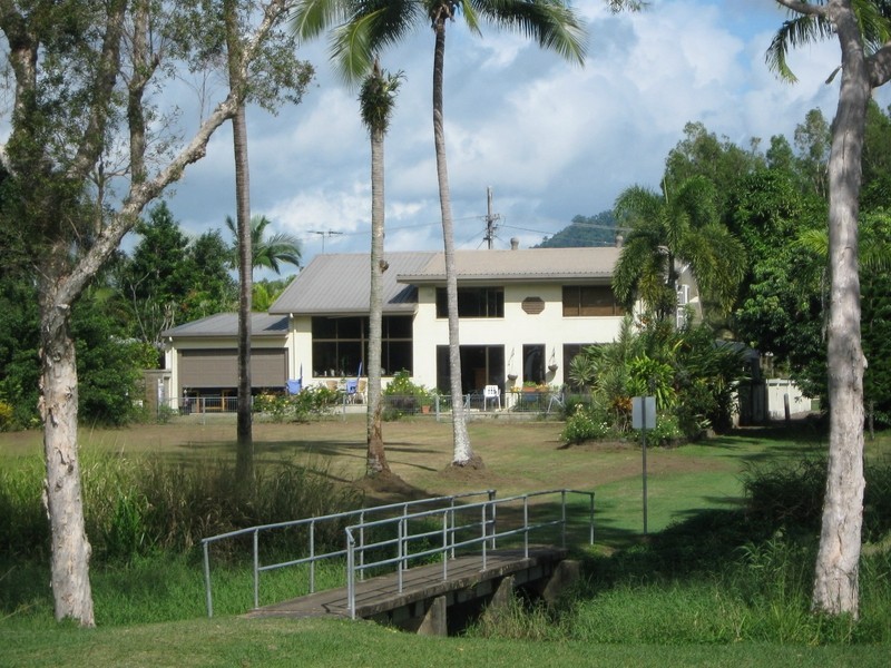 14 Paperbark Street, Bramston Beach QLD 4871