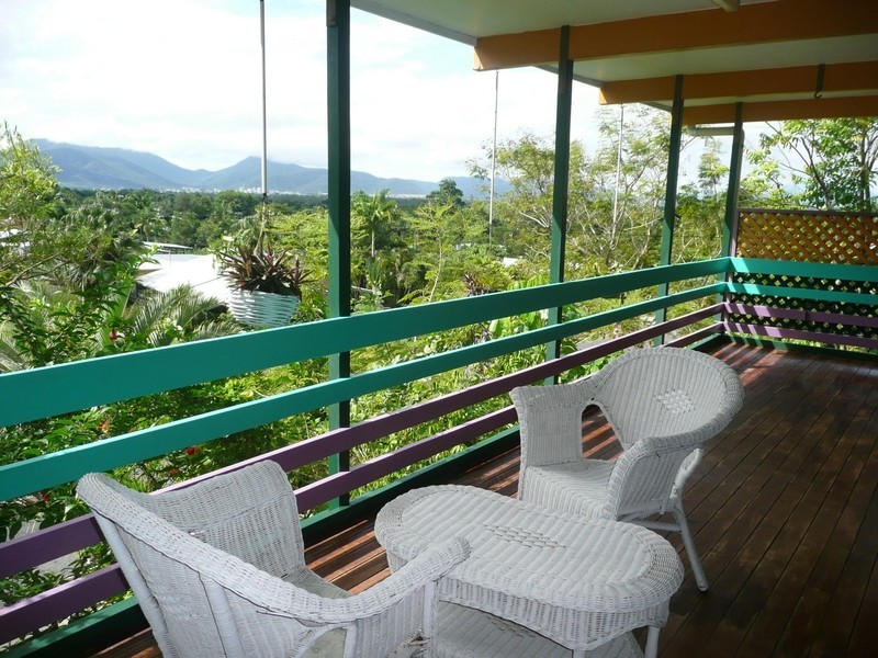 124 Nolan Street, Whitfield QLD 4870