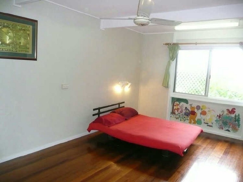 124 Nolan Street, Whitfield QLD 4870