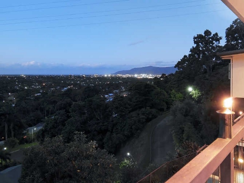 3 Gayundah Close, Earlville QLD 4870