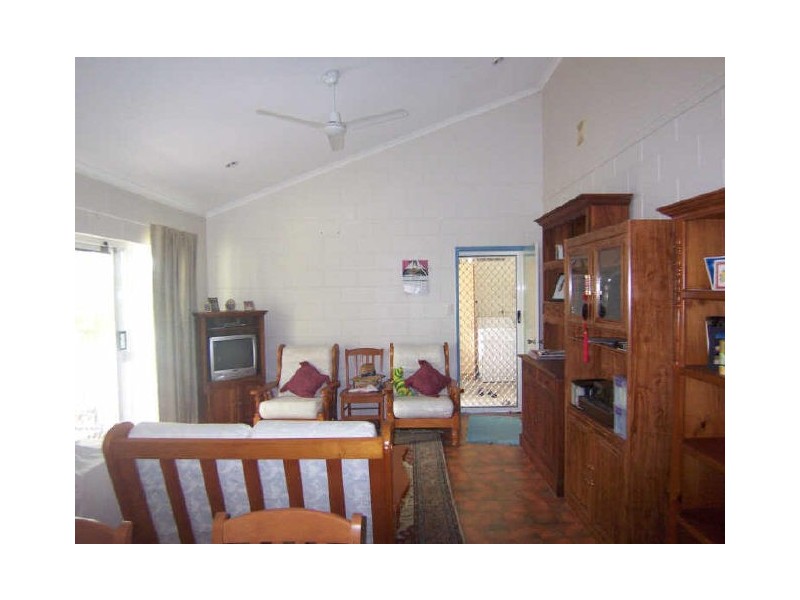 4/10 Ireland Crescent, Whitfield QLD 4870