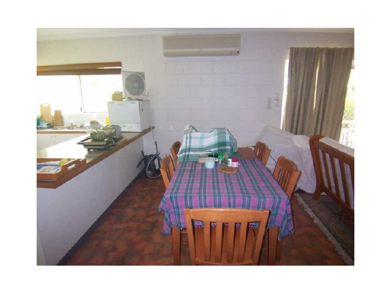 4/10 Ireland Crescent, Whitfield QLD 4870