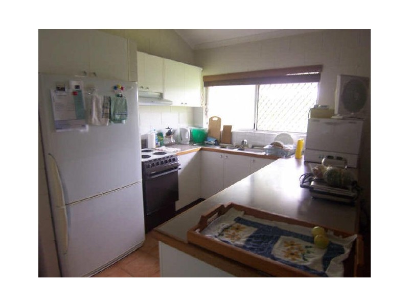 4/10 Ireland Crescent, Whitfield QLD 4870