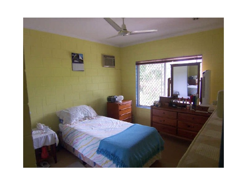 4/10 Ireland Crescent, Whitfield QLD 4870