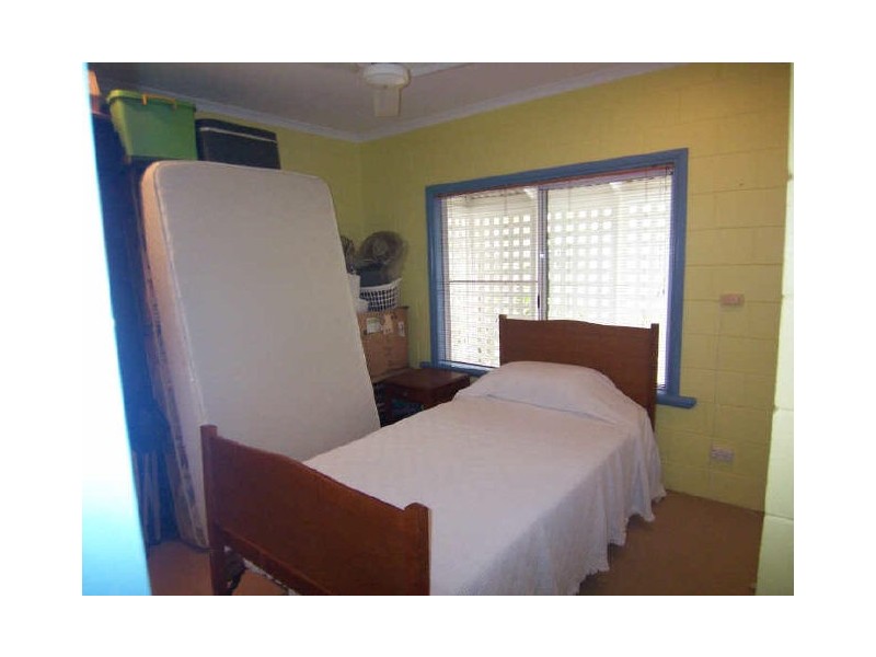 4/10 Ireland Crescent, Whitfield QLD 4870