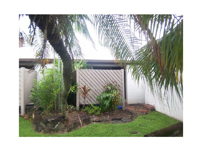 1/10 Maytown Close, Manoora QLD 4870