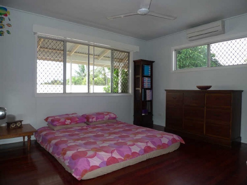 115 Mann Street, Westcourt QLD 4870