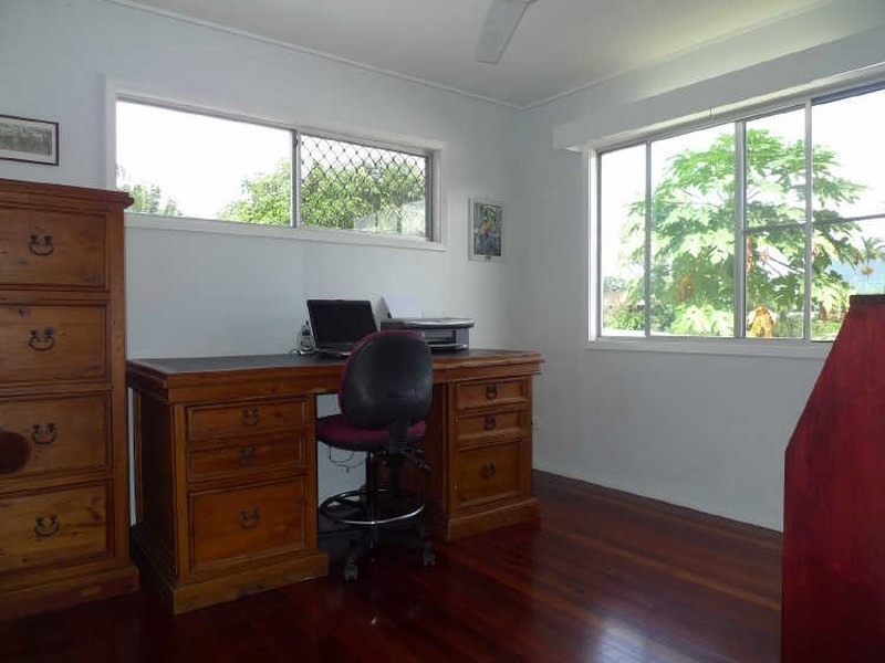 115 Mann Street, Westcourt QLD 4870