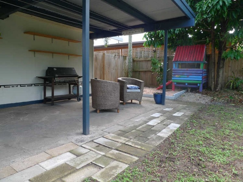 115 Mann Street, Westcourt QLD 4870