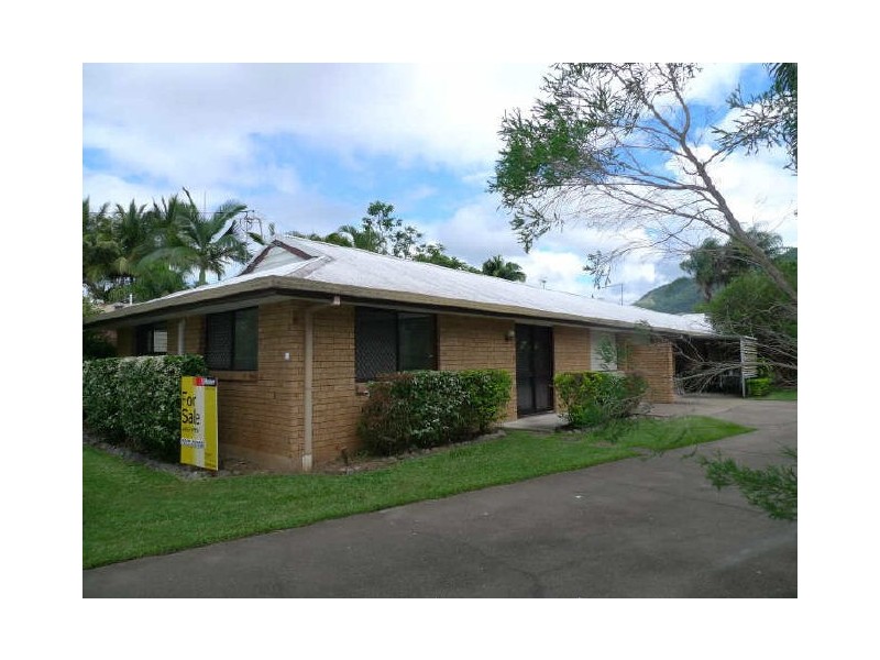 1/5 Briggs Close, Whitfield QLD 4870