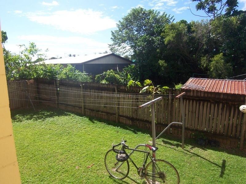 8/94 Birch  Street, Manunda QLD 4870