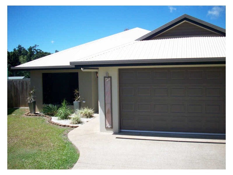 2 De Roma Close, Kanimbla QLD 4870