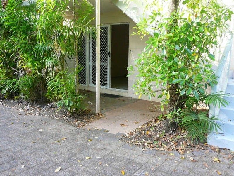 3/231 Kamerunga Road, Freshwater QLD 4870