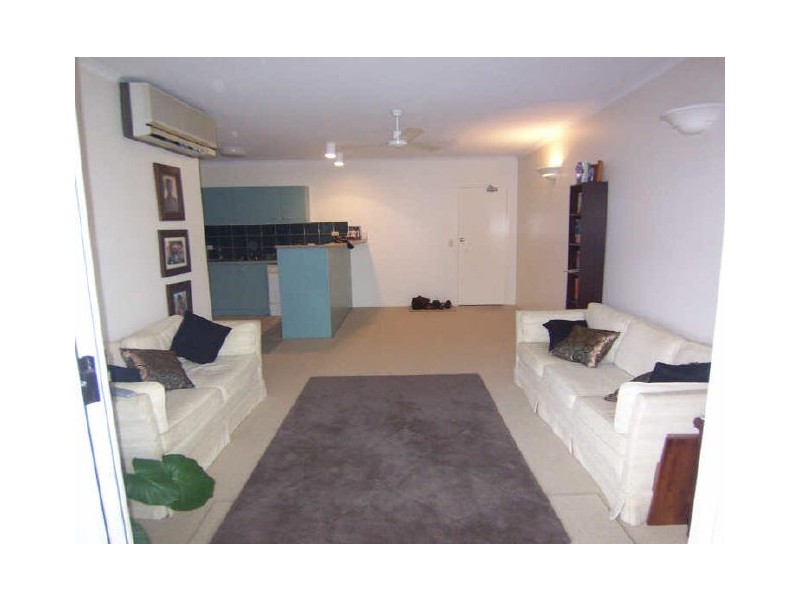 41/327 Lake Street, Cairns North QLD 4870