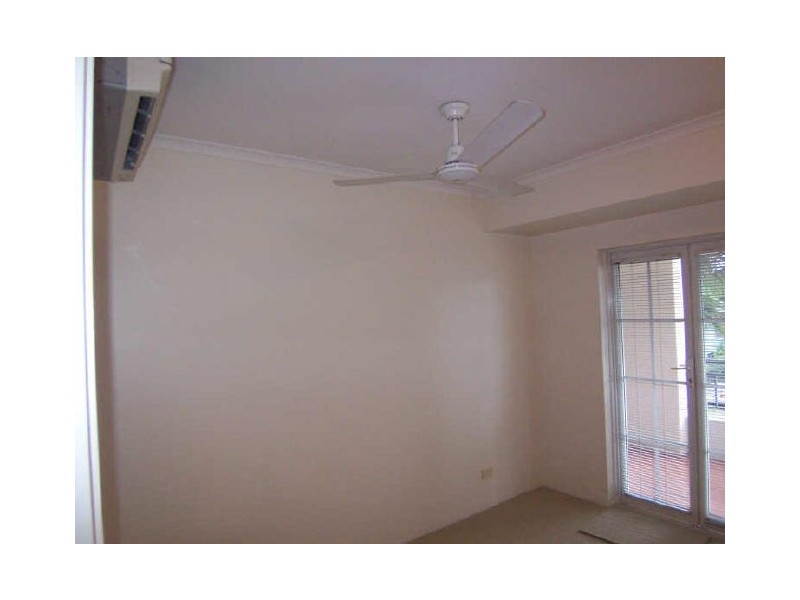 41/327 Lake Street, Cairns North QLD 4870