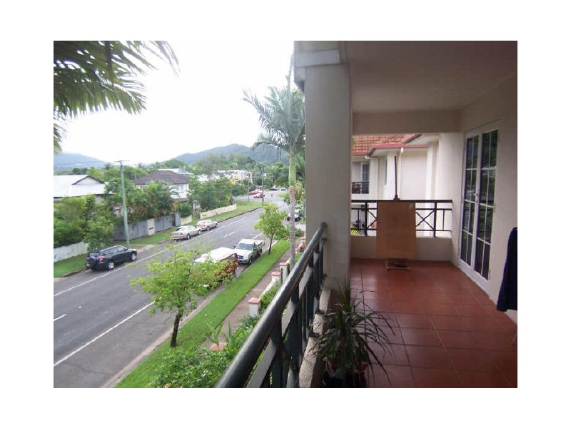 41/327 Lake Street, Cairns North QLD 4870