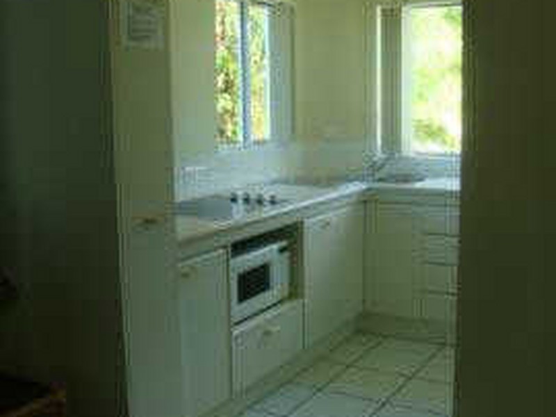 16/12-14 Deauville Close, Yorkeys Knob QLD 4878