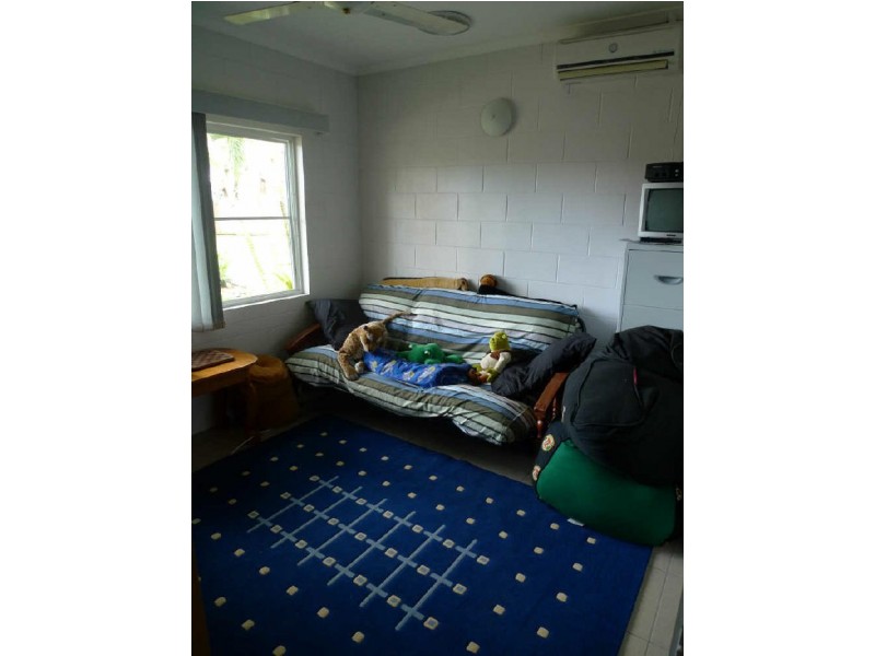 10 Jarrad Close, Mooroobool QLD 4870