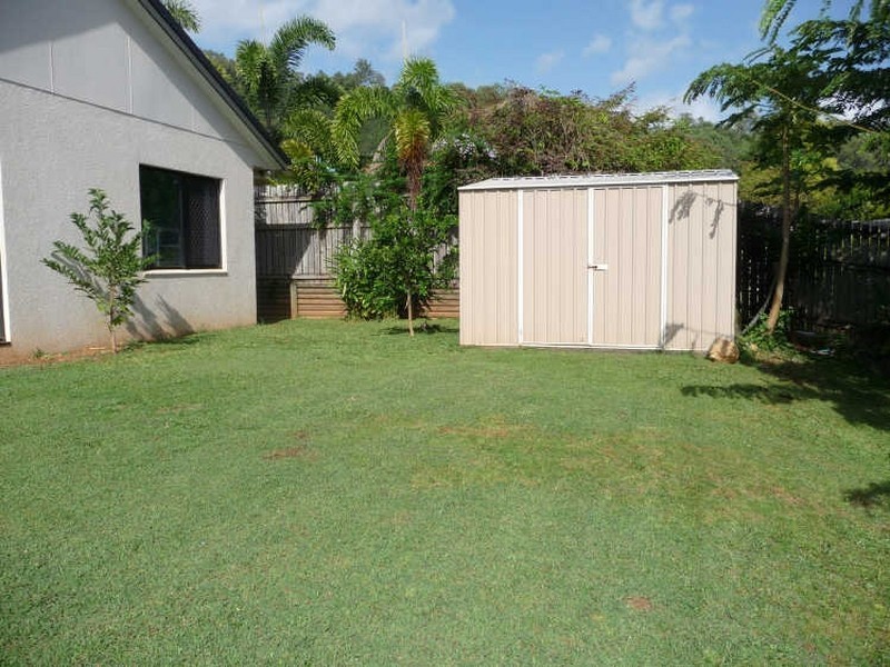 6 Brian Street, Brinsmead QLD 4870