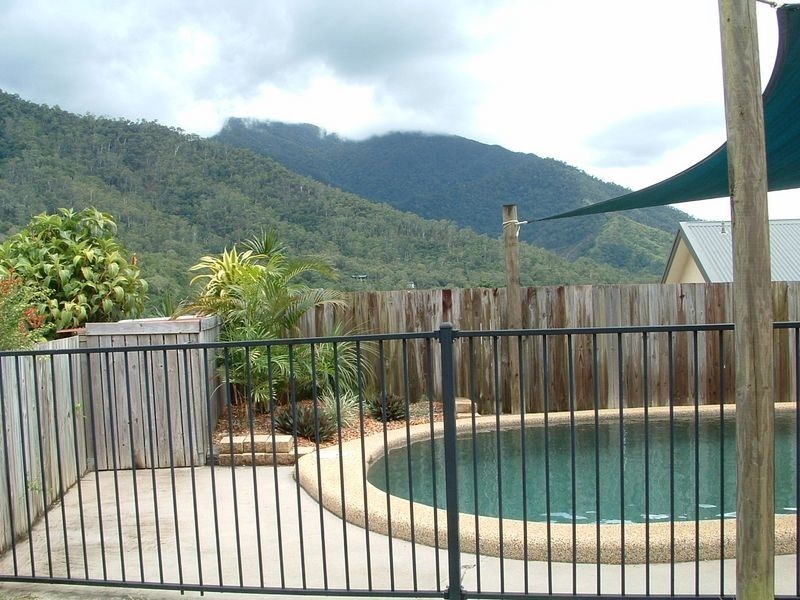 Redlynch QLD 4870