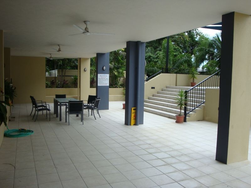 27/91-93 Mcleod Street, Cairns QLD 4870