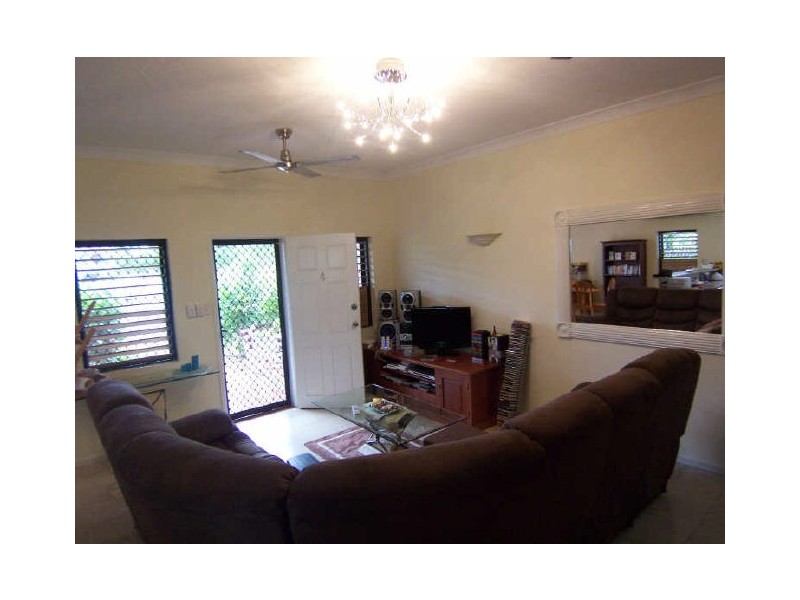 4/355 McLeod Street, Cairns North QLD 4870