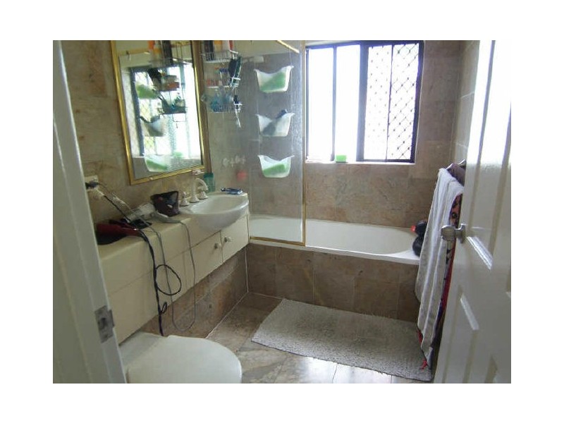 4/355 McLeod Street, Cairns North QLD 4870