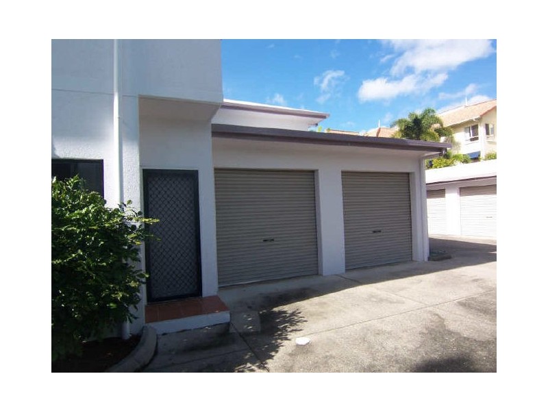 4/355 McLeod Street, Cairns North QLD 4870