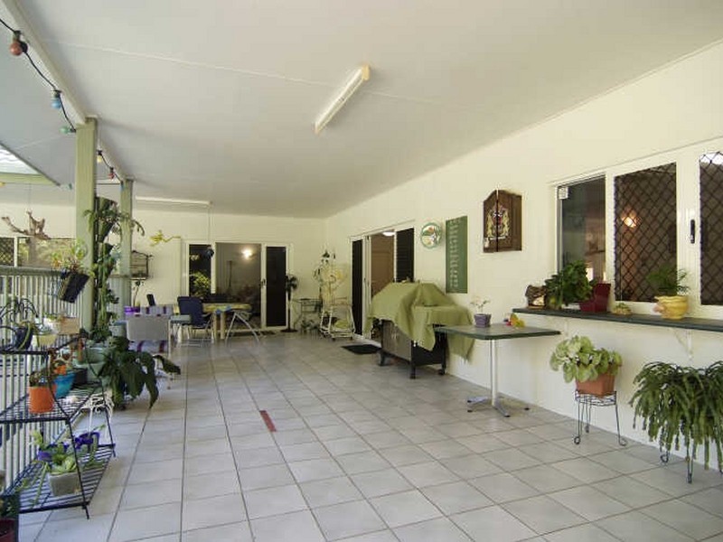134-136 Hearl Close, Brinsmead QLD 4870