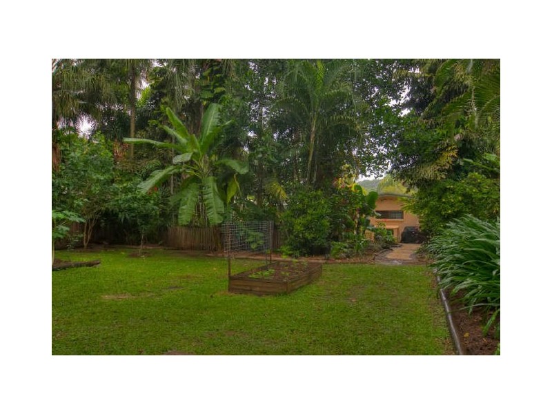 10 Romney Street, Kamerunga QLD 4870