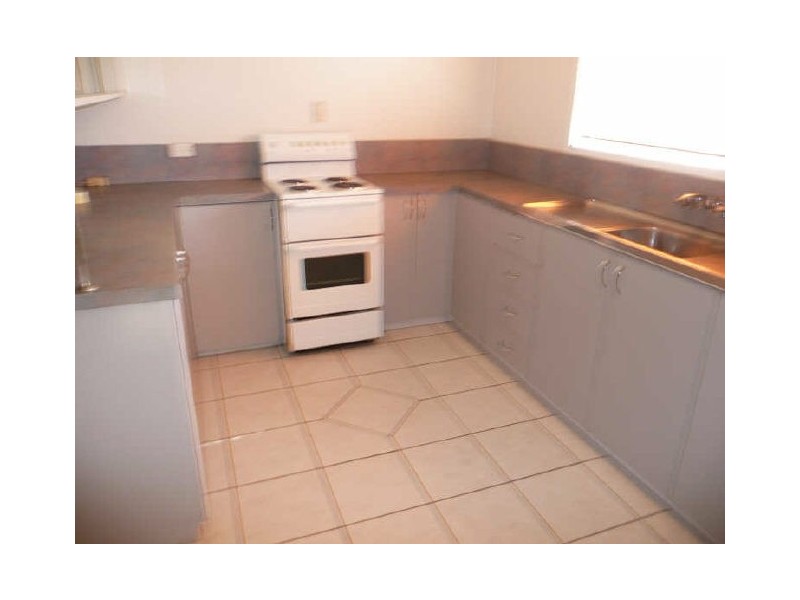 1/310 Fearnley Street, Manunda QLD 4870