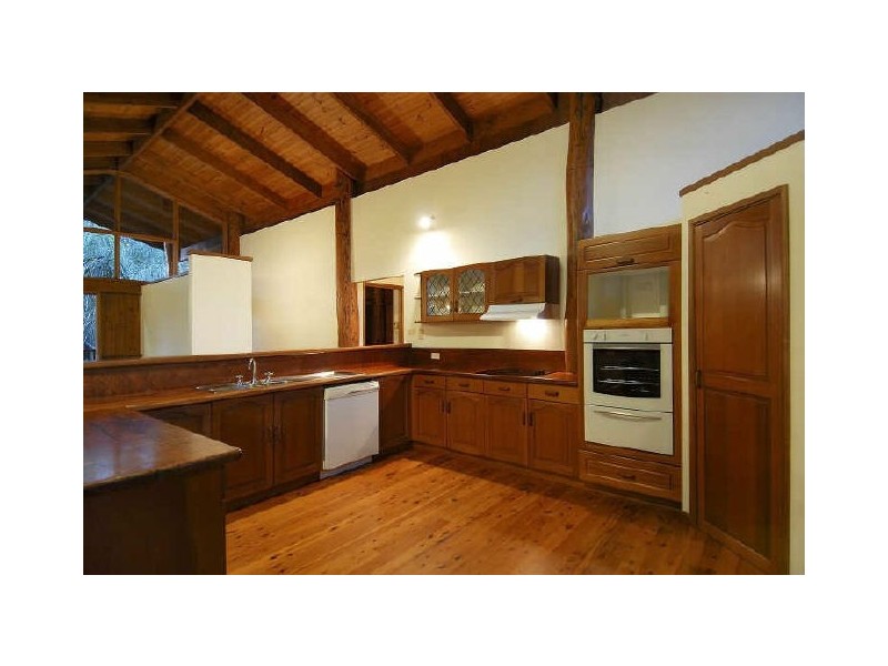 6 Donnelly Close, Brinsmead QLD 4870