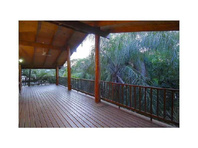 6 Donnelly Close, Brinsmead QLD 4870