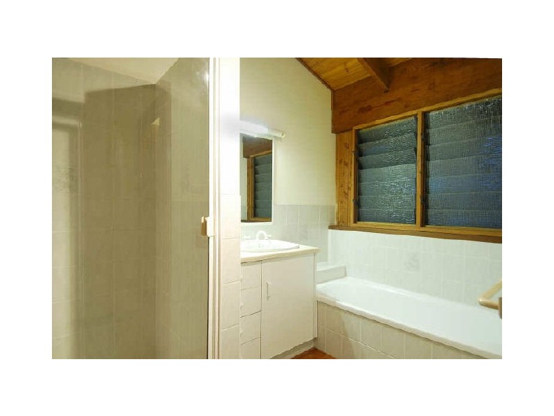 6 Donnelly Close, Brinsmead QLD 4870