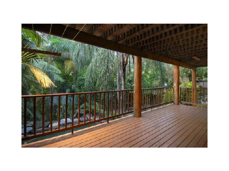 6 Donnelly Close, Brinsmead QLD 4870