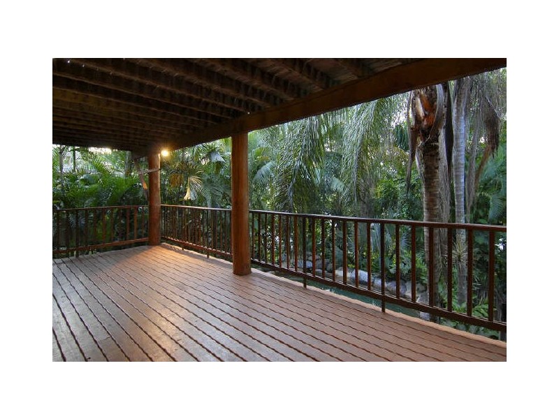 6 Donnelly Close, Brinsmead QLD 4870