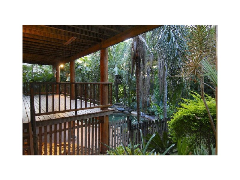 6 Donnelly Close, Brinsmead QLD 4870