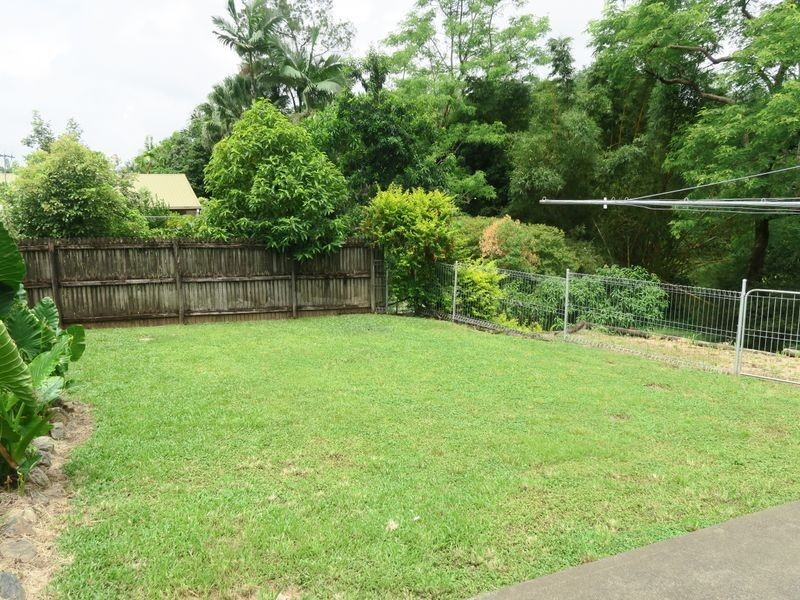 37 Hadrian Avenue, Mooroobool QLD 4870