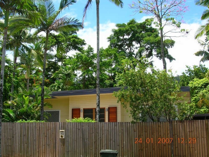 102 Woodward Street, Edge Hill QLD 4870