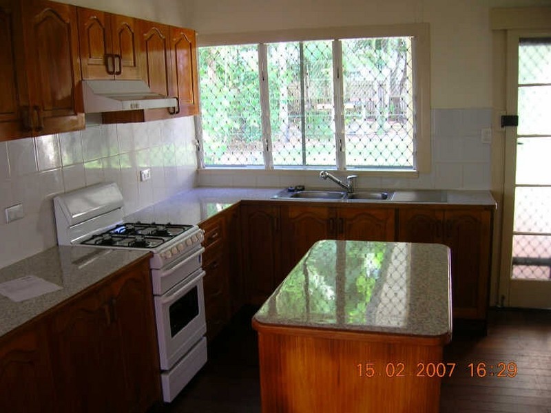 102 Woodward Street, Edge Hill QLD 4870