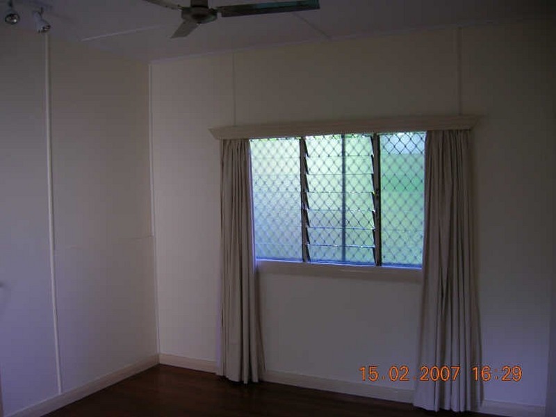 102 Woodward Street, Edge Hill QLD 4870