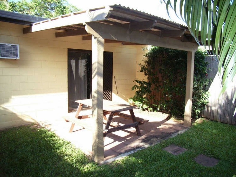 3/222 Fearnley Street, Parramatta Park QLD 4870