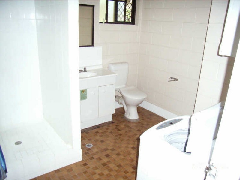 3/222 Fearnley Street, Parramatta Park QLD 4870