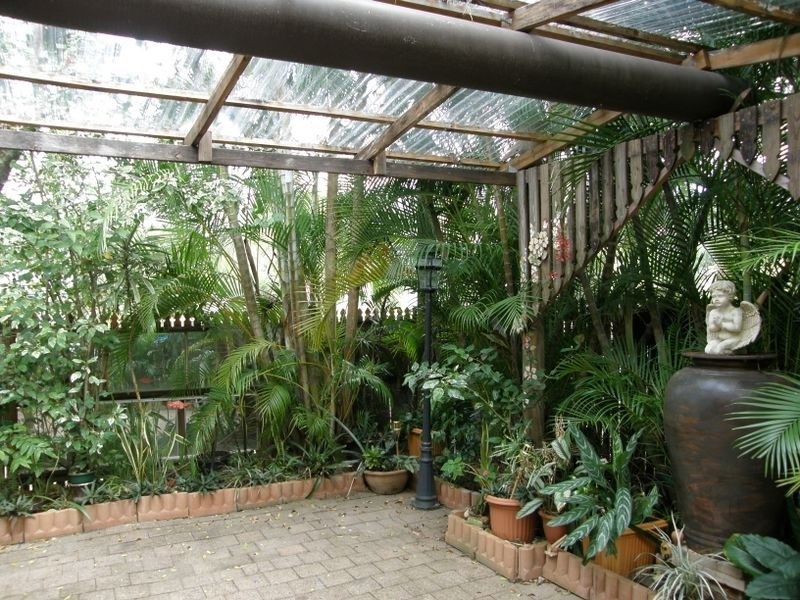 1/404 Mccoombe Street, Mooroobool QLD 4870