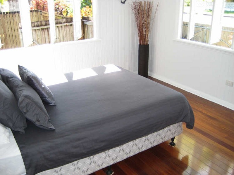 15 Collinson Street, Westcourt QLD 4870